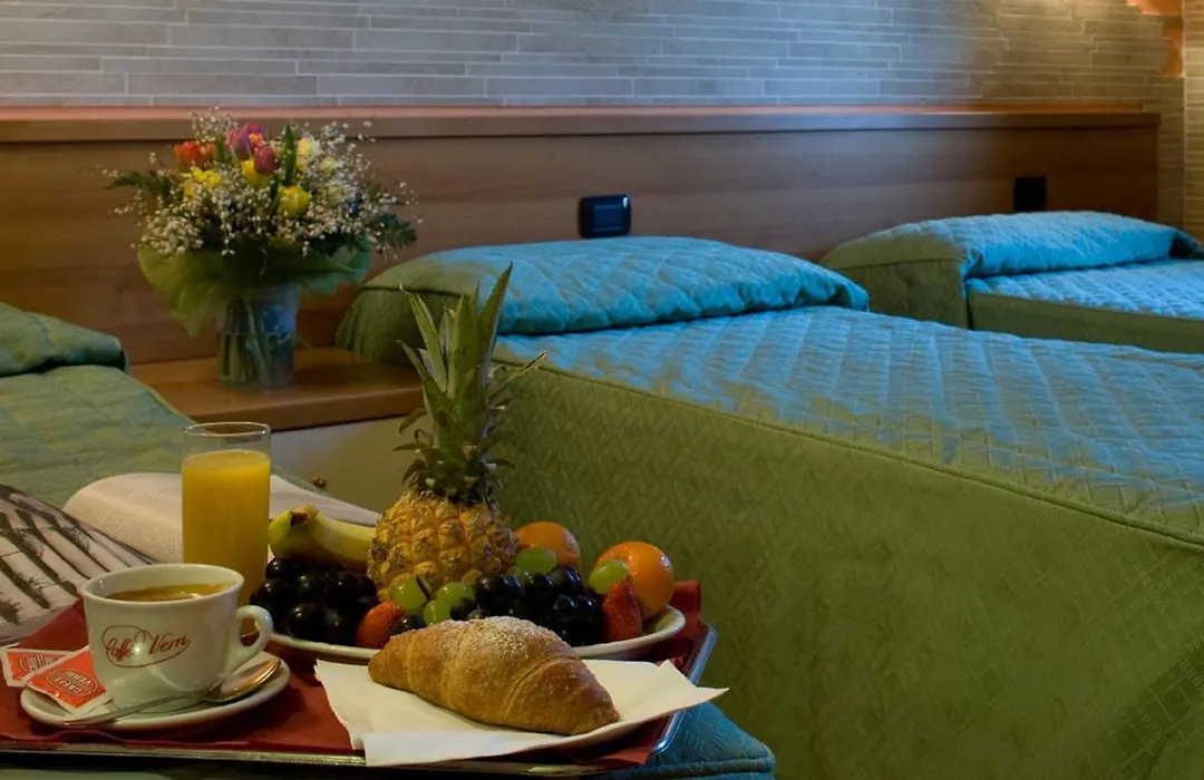Hotel Ristorante Tre Leoni-1